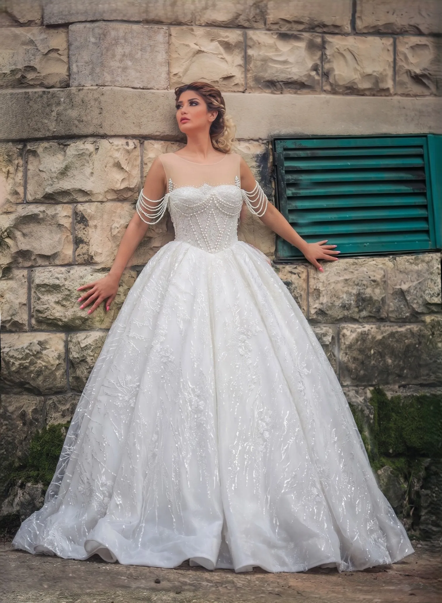 The Classic Pearl Drape